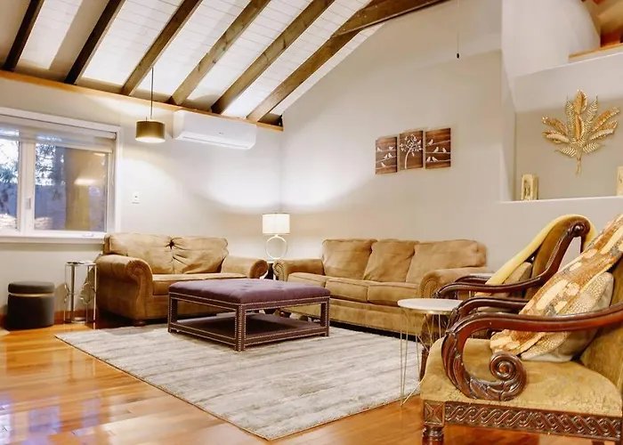 Relaxingrejuvenating 4br 3 And Half Ba Munds Park