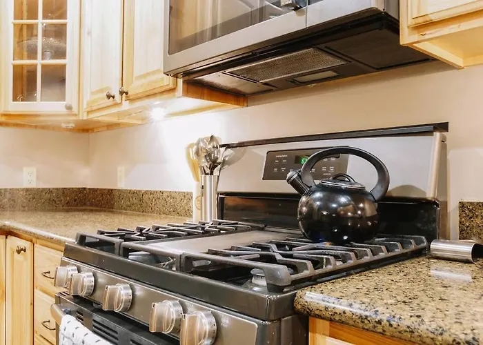 Relaxingrejuvenating 4br 3 And Half Ba Munds Park