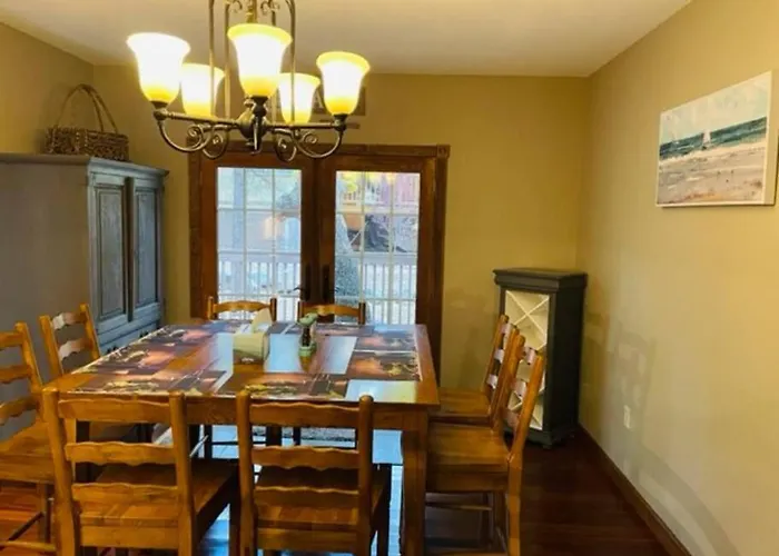 Relaxingrejuvenating 4br 3 And Half Ba Holiday home