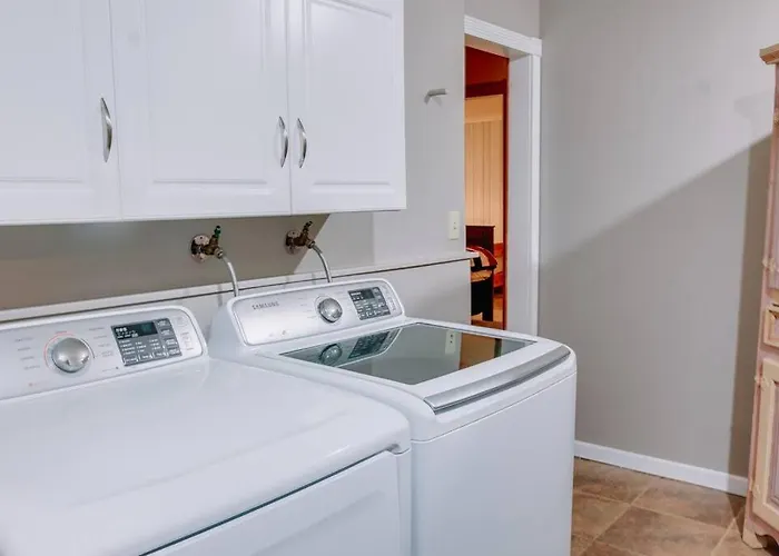 Relaxingrejuvenating 4br 3 And Half Ba Munds Park