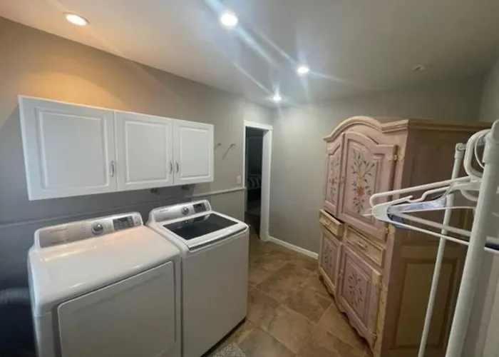 Relaxingrejuvenating 4br 3 And Half Ba Holiday home